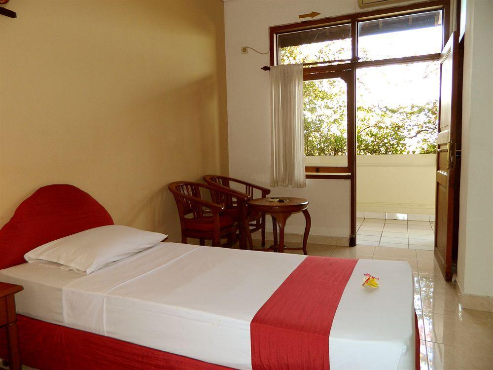 Hotel Ratna Kuta Lombok Εξωτερικό φωτογραφία